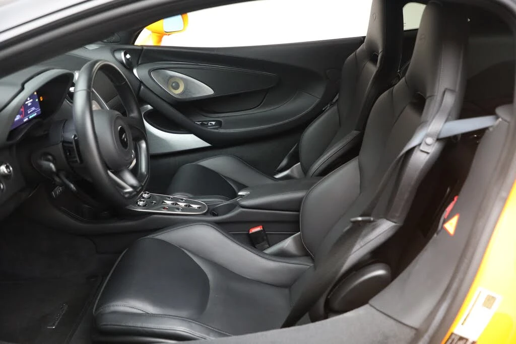 2023 McLaren GT - Image 15 of 31