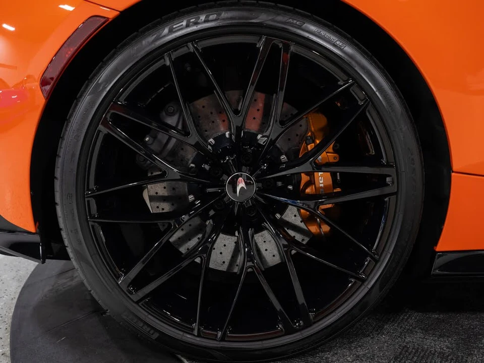 2023 McLaren GT - Image 27 of 31
