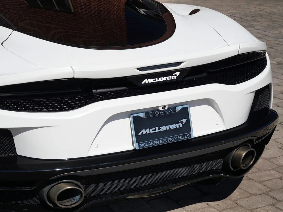 2023 McLaren GT - Image 17 of 27