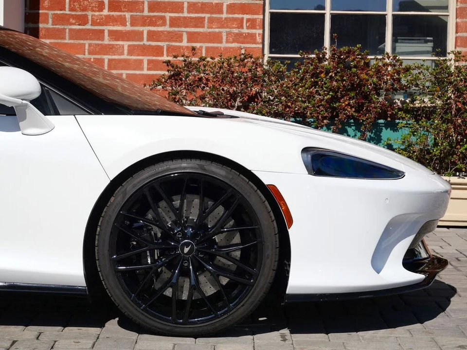 2023 McLaren GT - Image 7 of 27