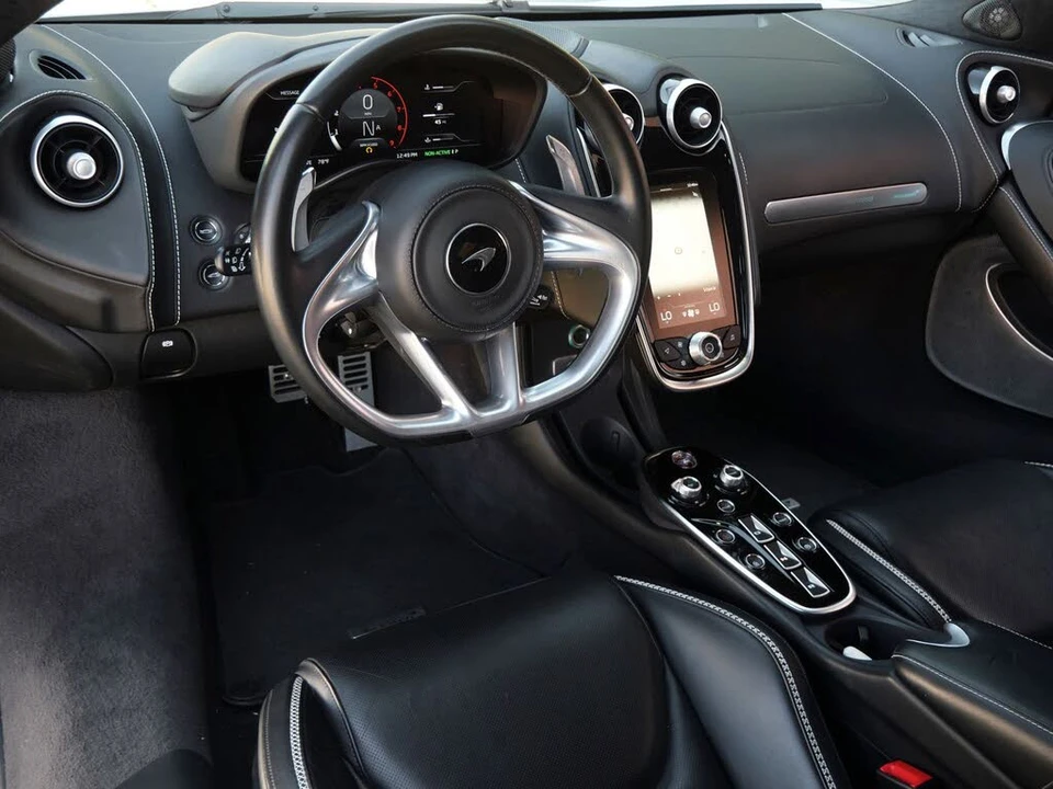 2023 McLaren GT - Image 8 of 27