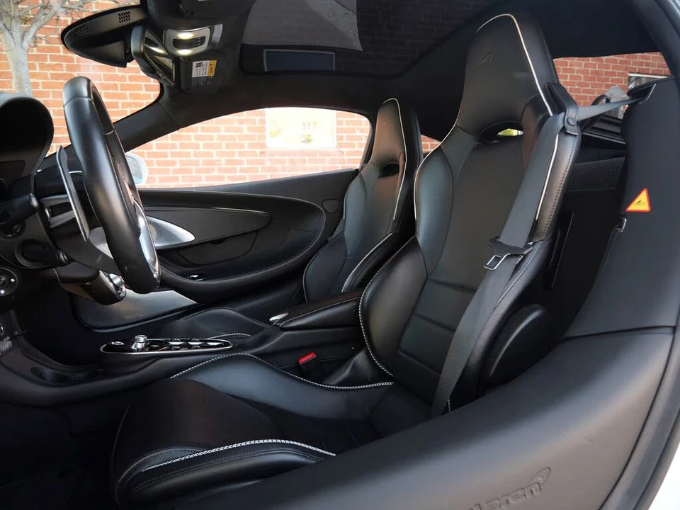 2023 McLaren GT - Image 21 of 27
