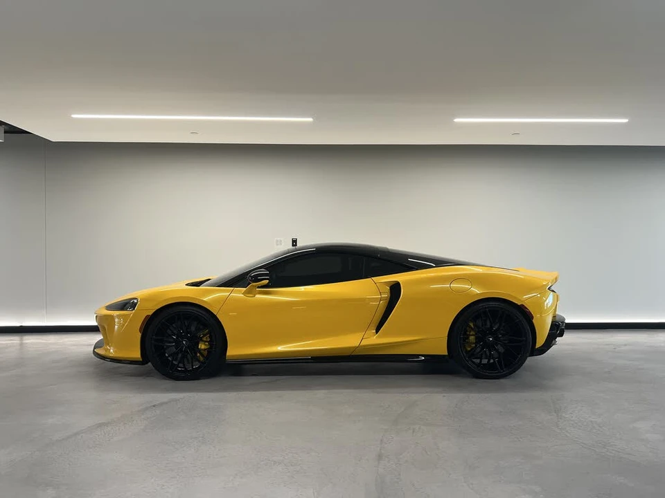 2023 McLaren GT - Image 2 of 26
