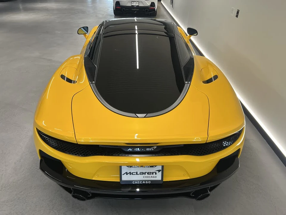 2023 McLaren GT - Image 10 of 26