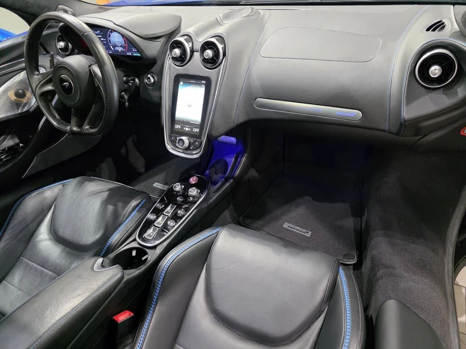 2023 McLaren GT - Image 19 of 26