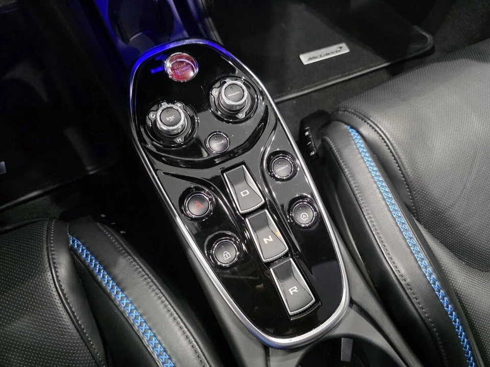 2023 McLaren GT - Image 14 of 26