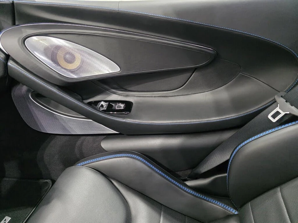 2023 McLaren GT - Image 15 of 26