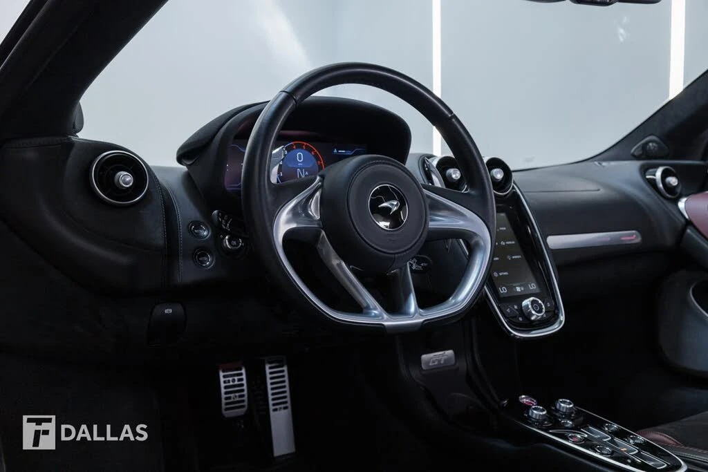 2023 McLaren GT - Image 25 of 31