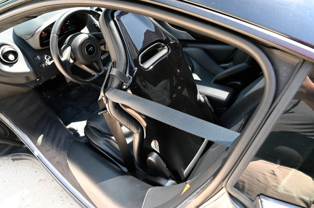 2023 McLaren GT - Image 22 of 31