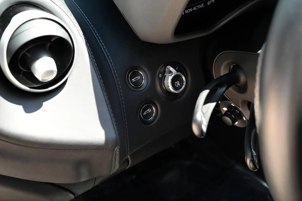 2023 McLaren GT - Image 23 of 31