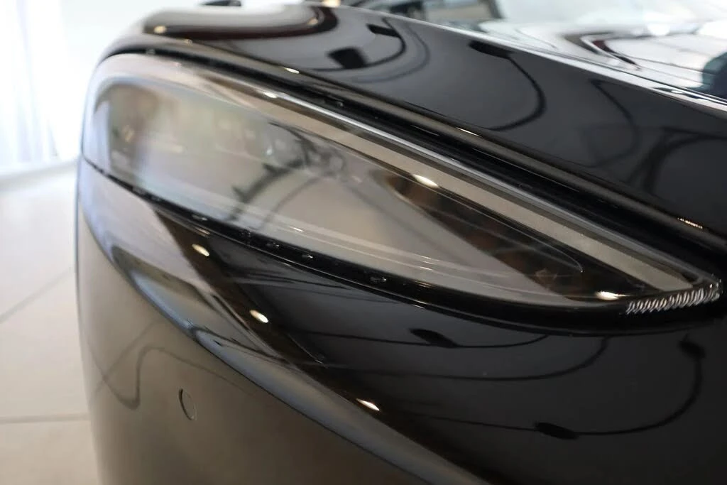 2023 McLaren GT - Image 28 of 30