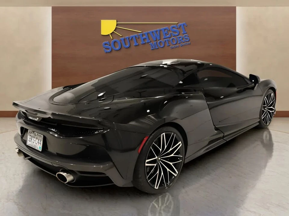 2023 McLaren GT - Image 3 of 30