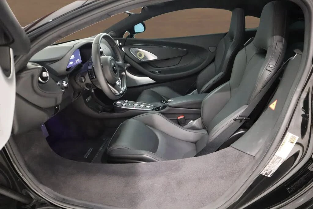 2023 McLaren GT - Image 6 of 30