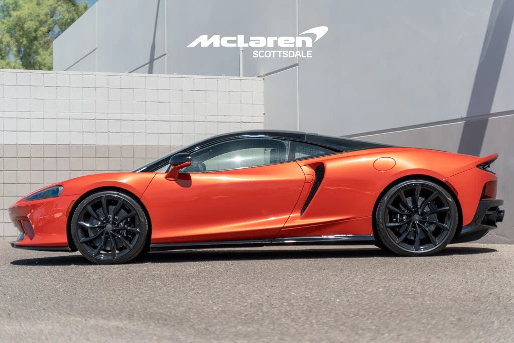 2023 McLaren GT - Image 4 of 30
