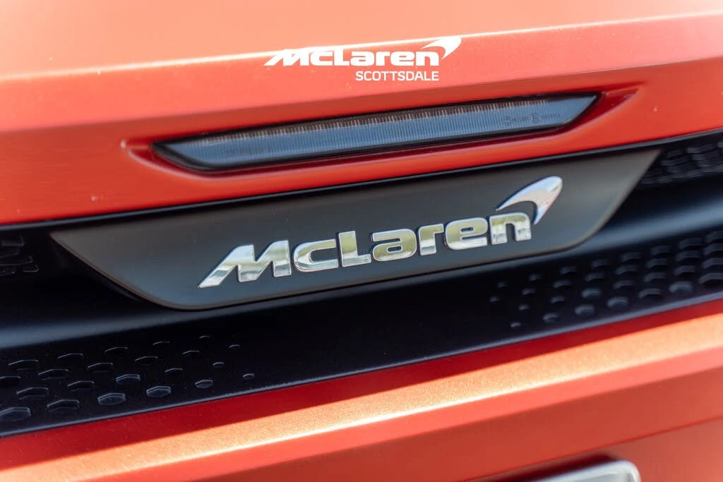 2023 McLaren GT - Image 22 of 30