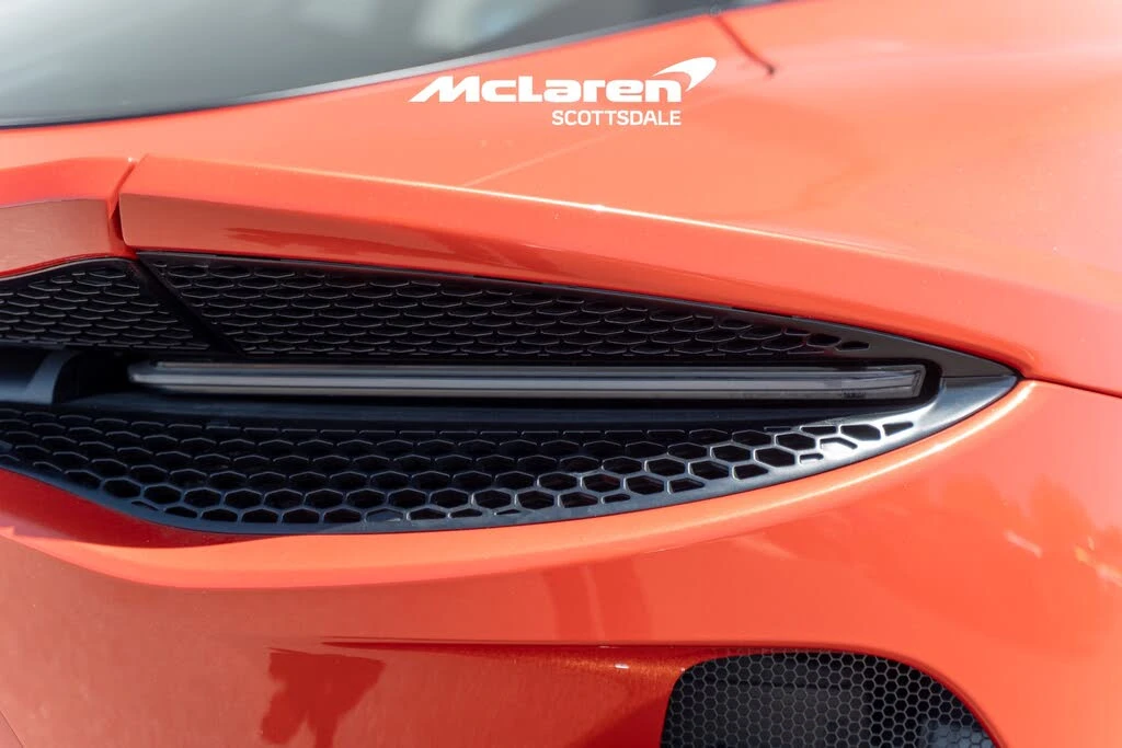 2023 McLaren GT - Image 23 of 30