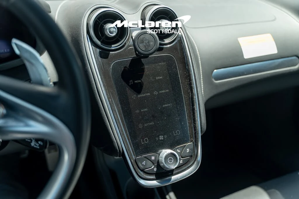 2023 McLaren GT - Image 15 of 30