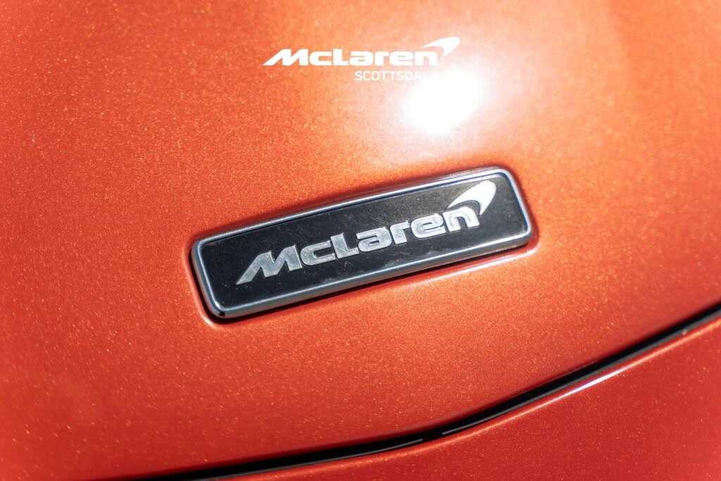 2023 McLaren GT - Image 19 of 30
