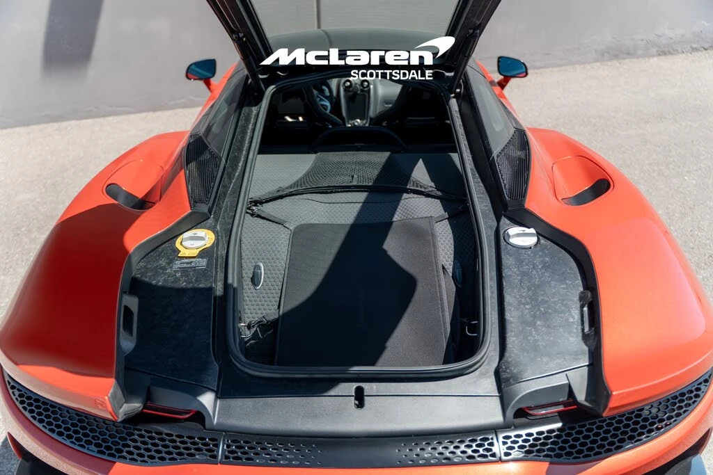 2023 McLaren GT - Image 25 of 30