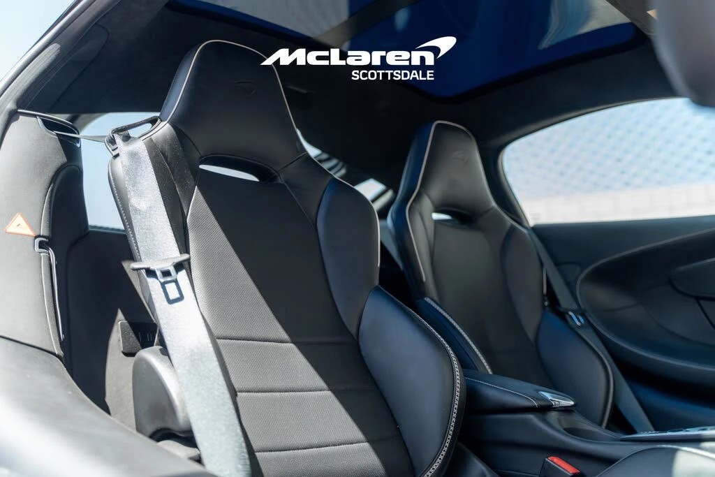 2023 McLaren GT - Image 12 of 30