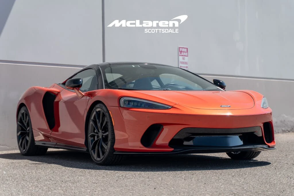 2023 McLaren GT - Image 9 of 30