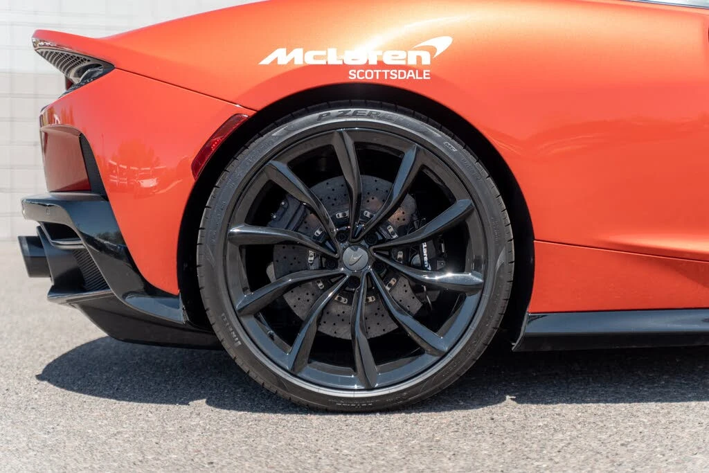 2023 McLaren GT - Image 29 of 30