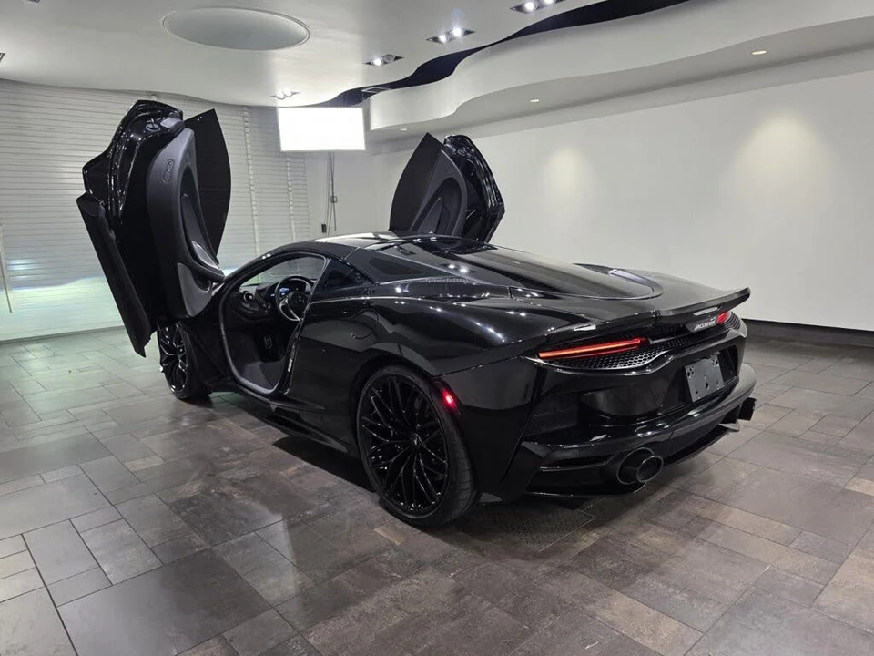 2023 McLaren GT - Image 22 of 26