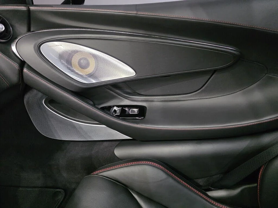2023 McLaren GT - Image 16 of 26