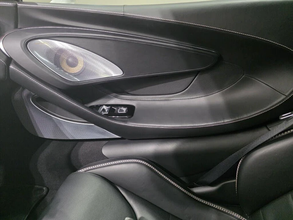 2023 McLaren GT - Image 16 of 24