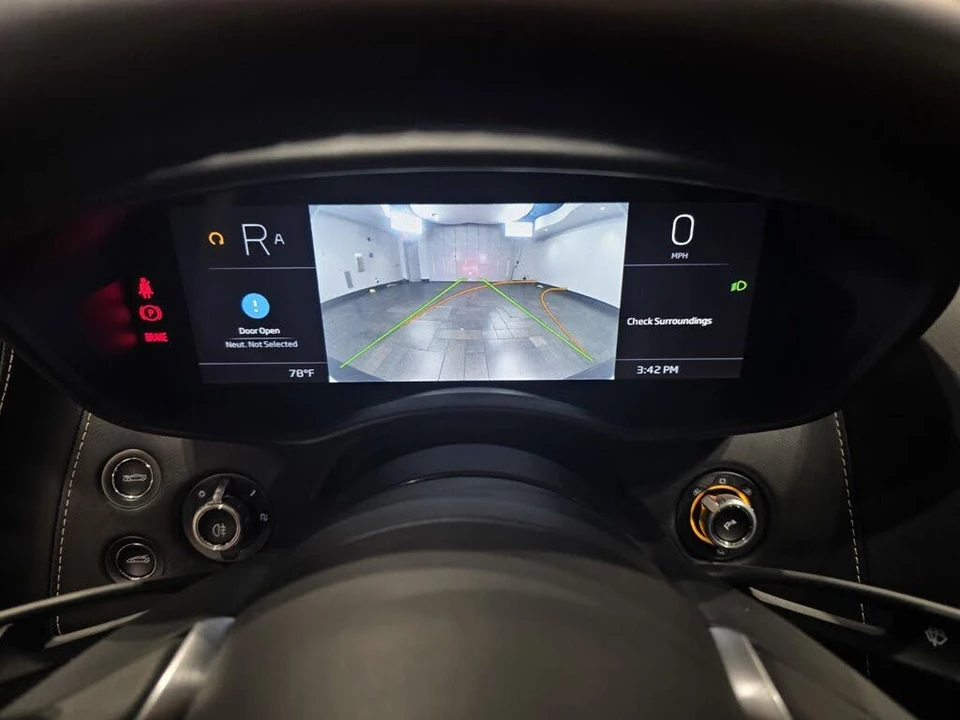 2023 McLaren GT - Image 11 of 24