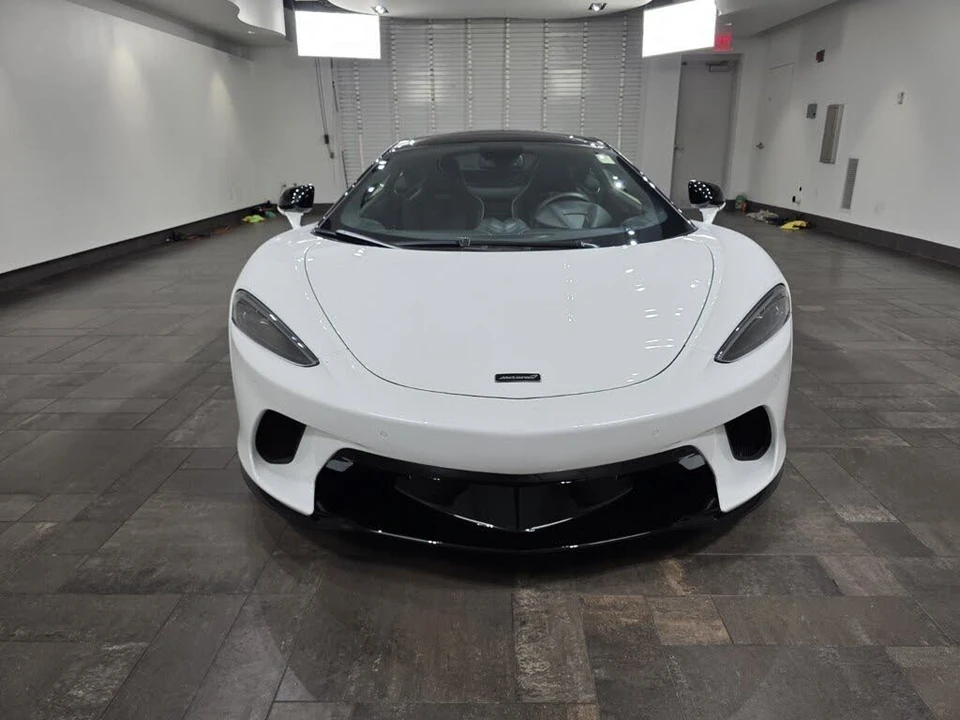 2023 McLaren GT - Image 2 of 24