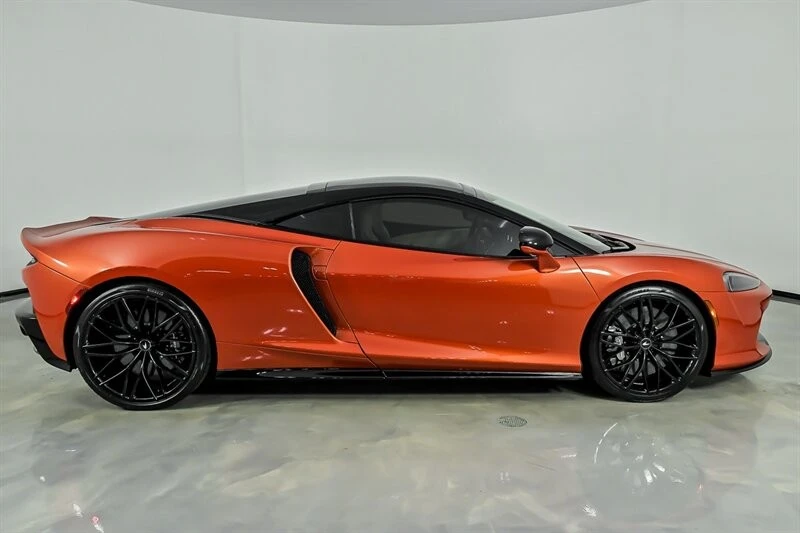 2023 McLaren GT - Image 11 of 31