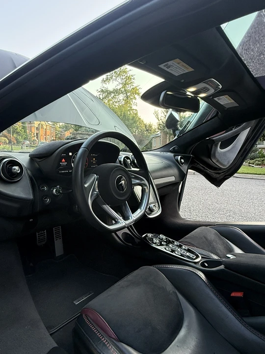 2023 McLaren GT - Image 12 of 25