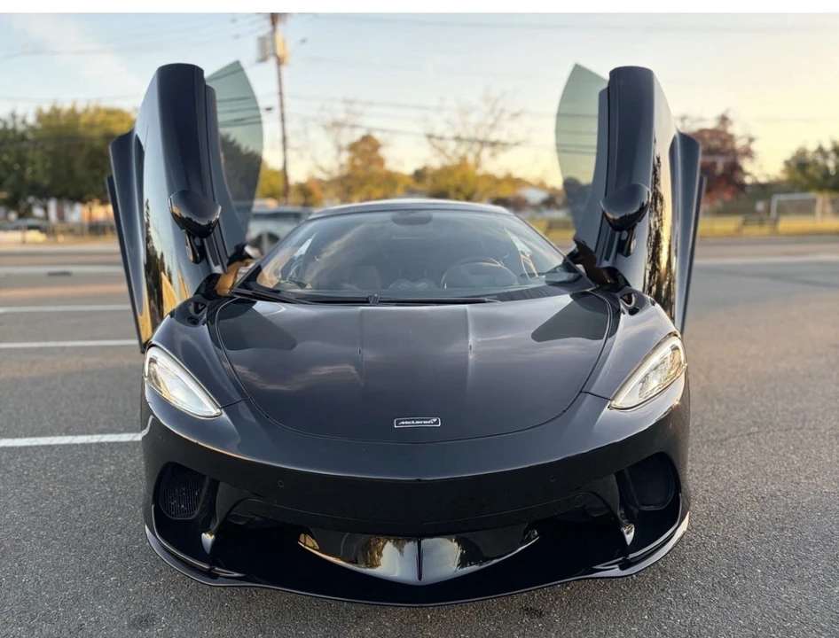 2023 McLaren GT - Image 2 of 28
