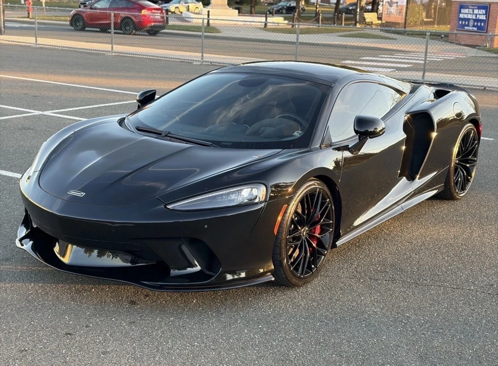 2023 McLaren GT - Image 9 of 28