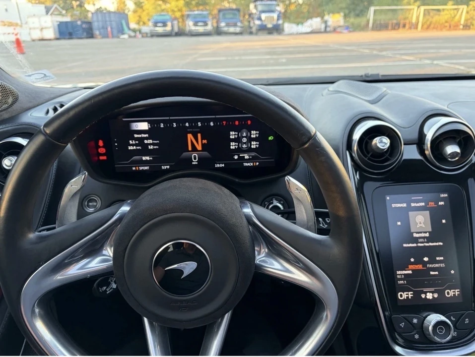 2023 McLaren GT - Image 23 of 28