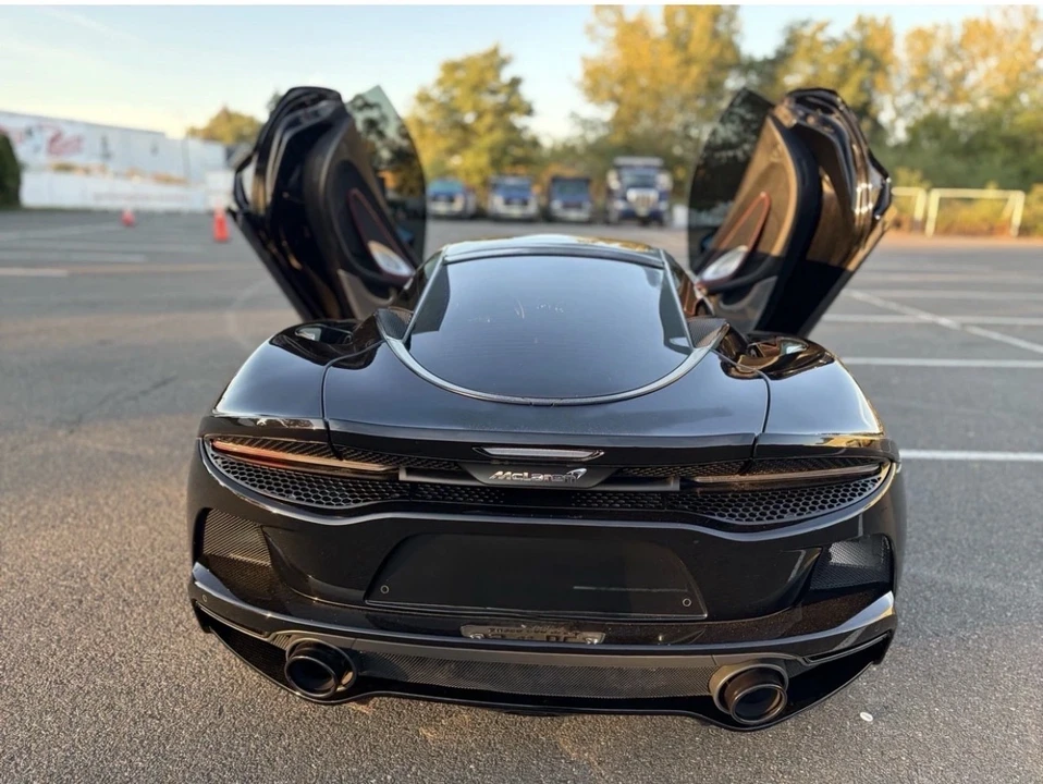 2023 McLaren GT - Image 6 of 28
