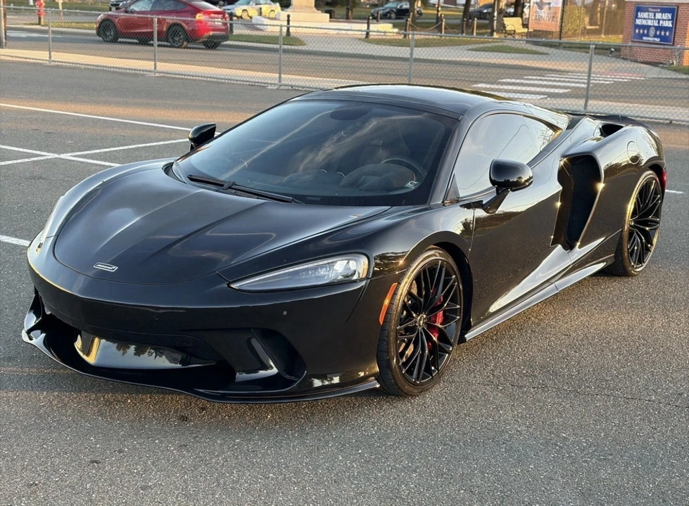 2023 McLaren GT - Image 10 of 27