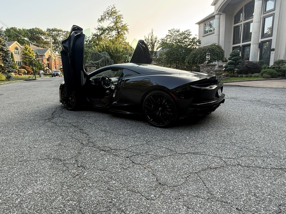 2023 McLaren GT - Image 6 of 25