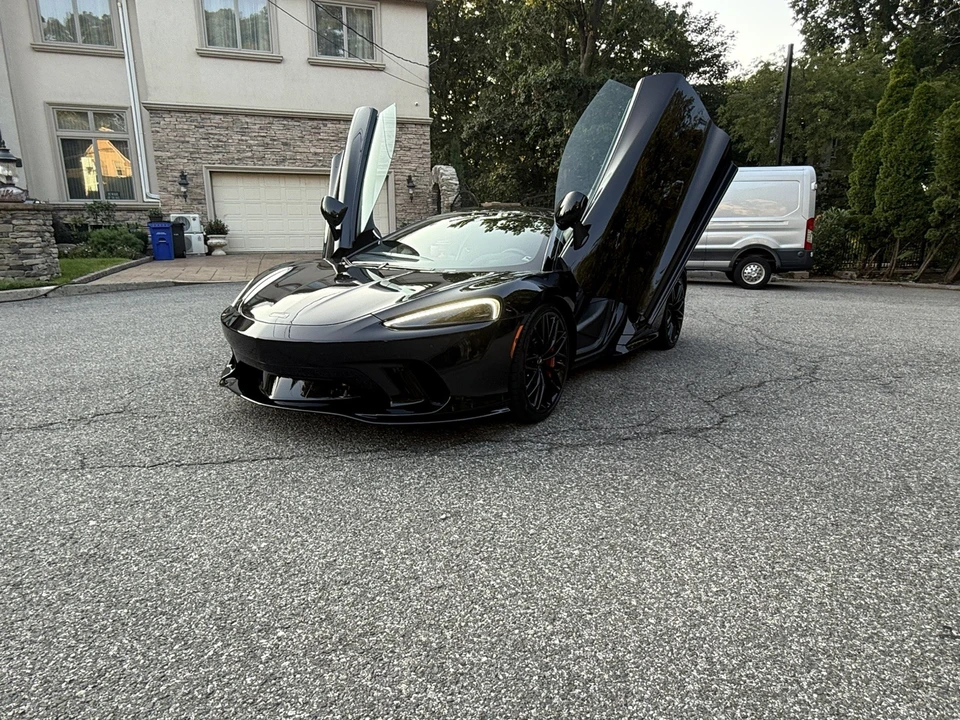 2023 McLaren GT - Image 8 of 25