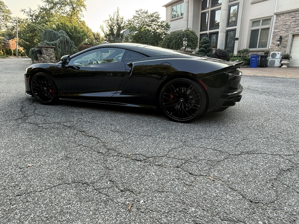 2023 McLaren GT - Image 25 of 25