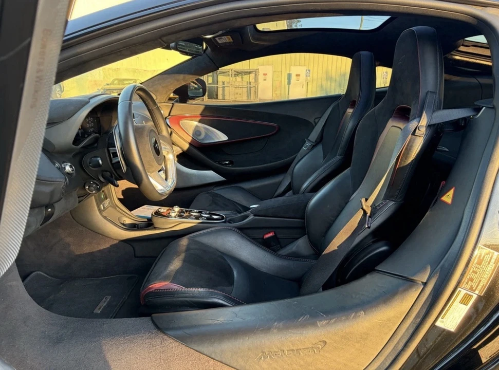 2023 McLaren GT - Image 20 of 27