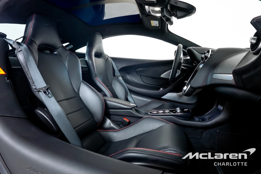 2023 McLaren GT - Image 18 of 29