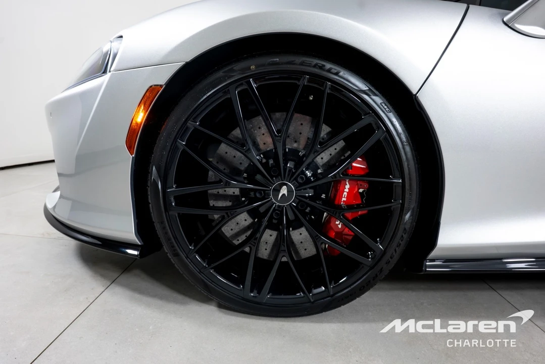 2023 McLaren GT - Image 26 of 29