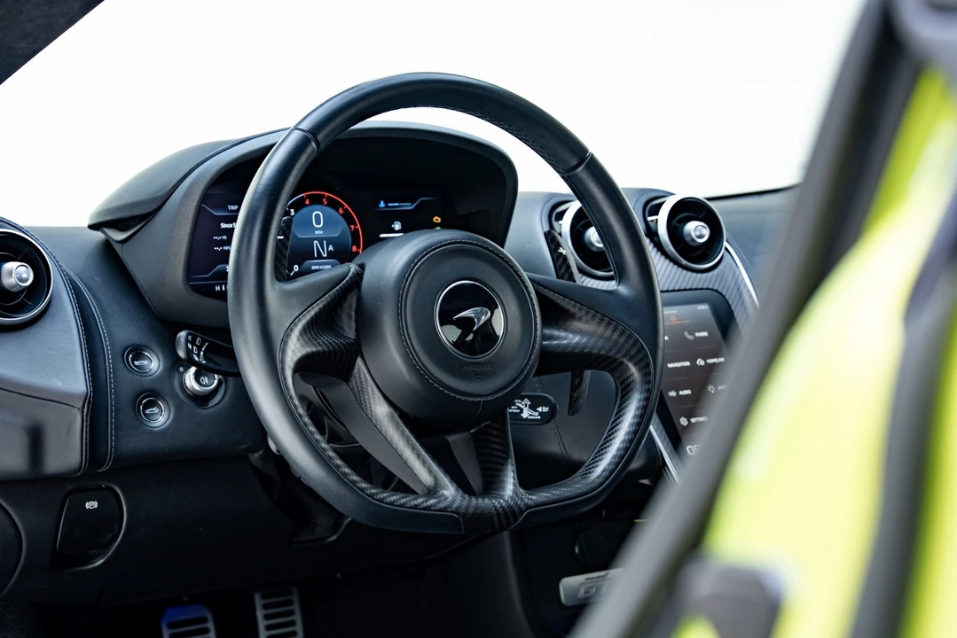 2023 McLaren GT - Image 30 of 31
