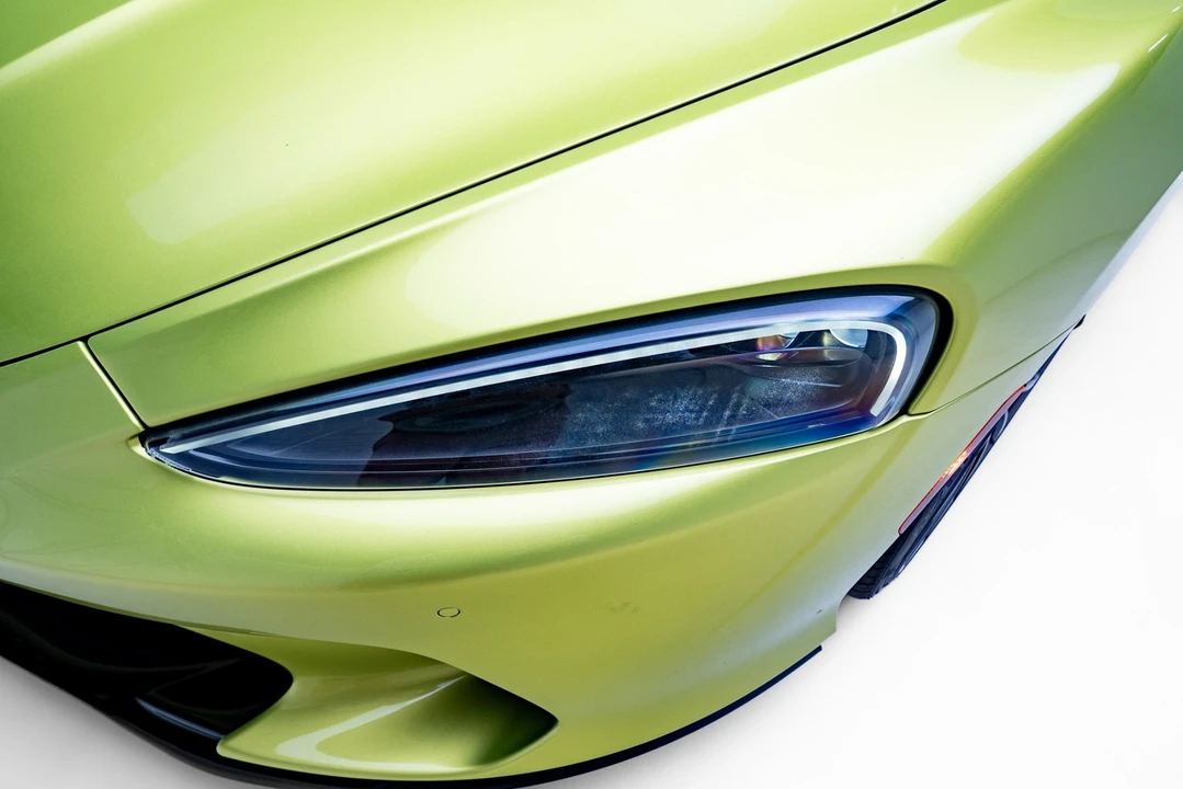 2023 McLaren GT - Image 13 of 31