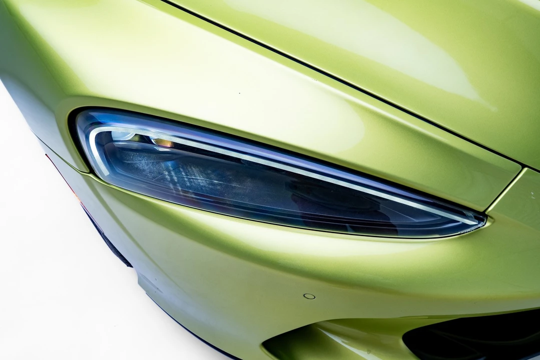 2023 McLaren GT - Image 14 of 31
