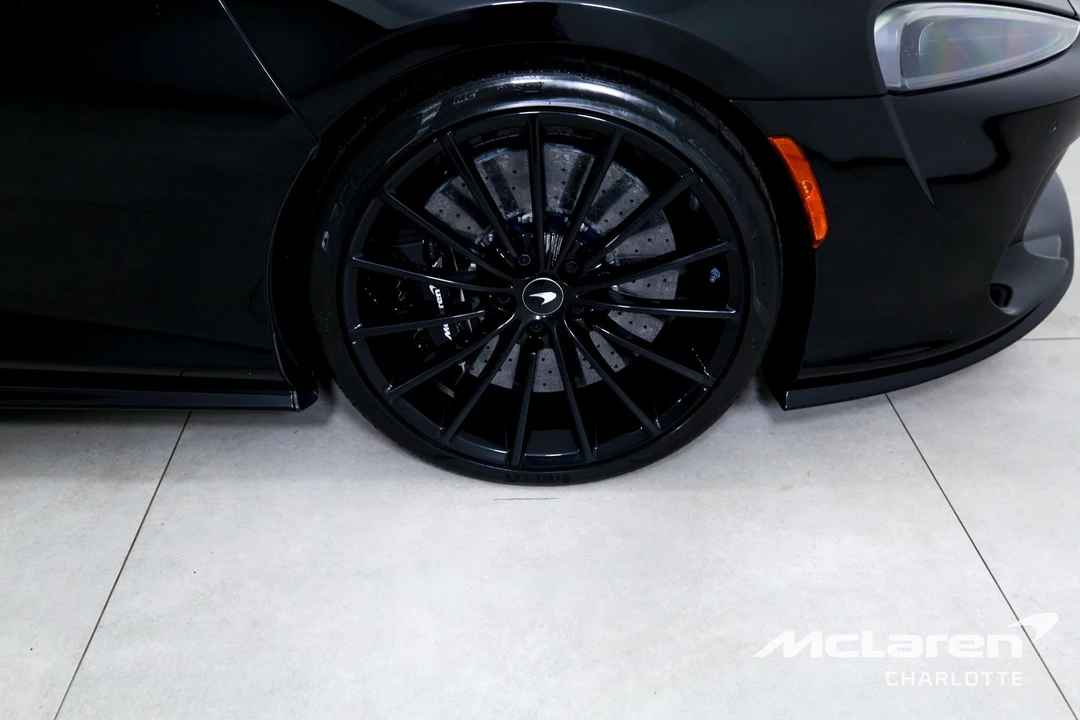 2023 McLaren GT - Image 26 of 30