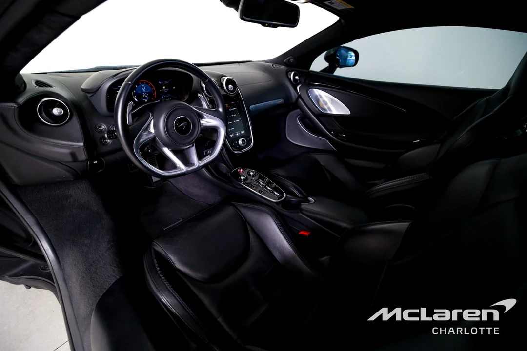 2023 McLaren GT - Image 13 of 30