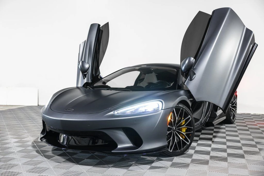 2023 McLaren GT - Image 9 of 21